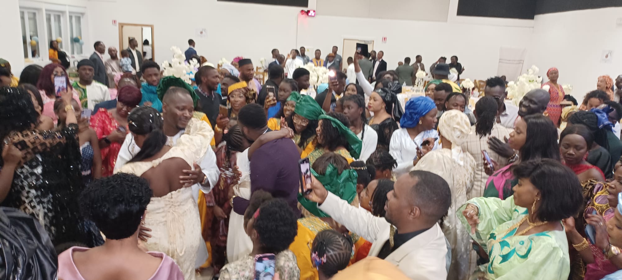 Une Soirée de Mariage Magique pour Aya et Oumar